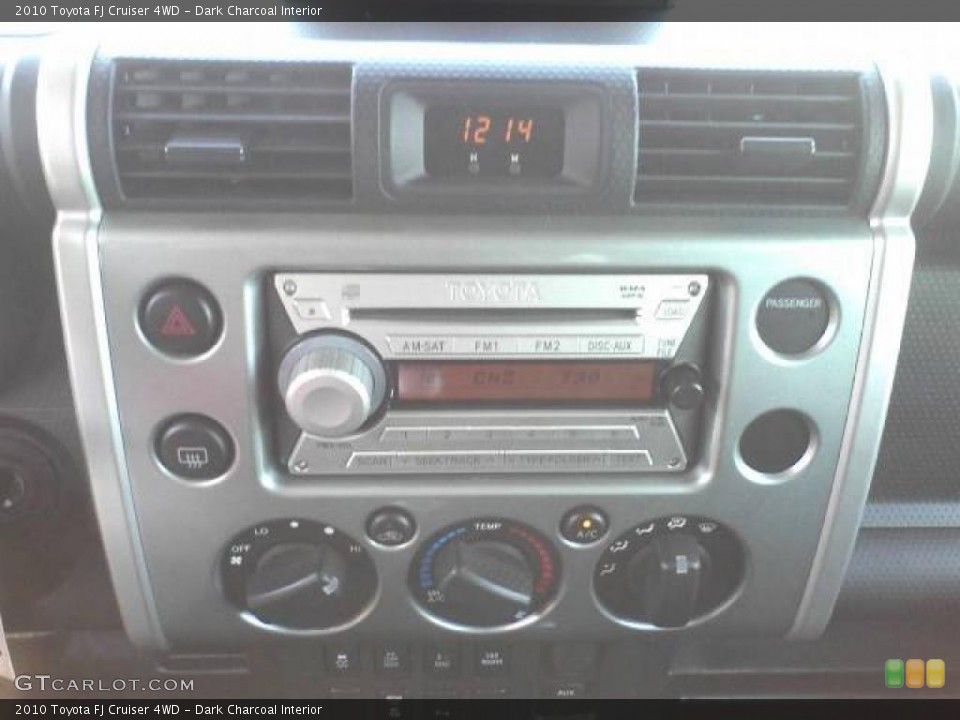 Dark Charcoal Interior Controls for the 2010 Toyota FJ Cruiser 4WD #39226506