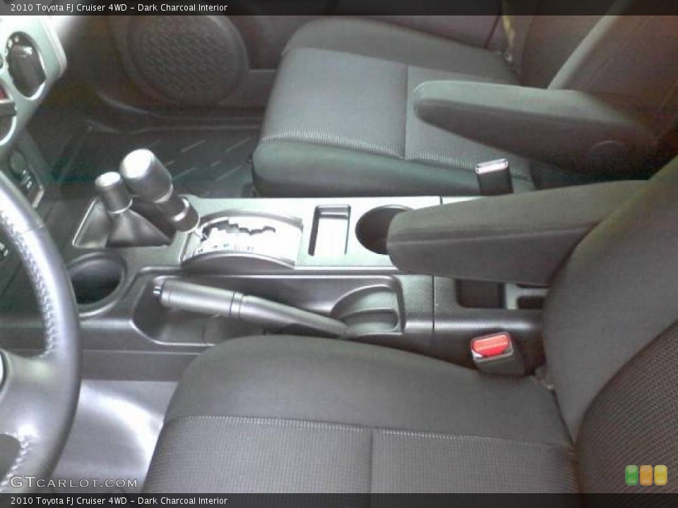 Dark Charcoal Interior Photo for the 2010 Toyota FJ Cruiser 4WD #39226574