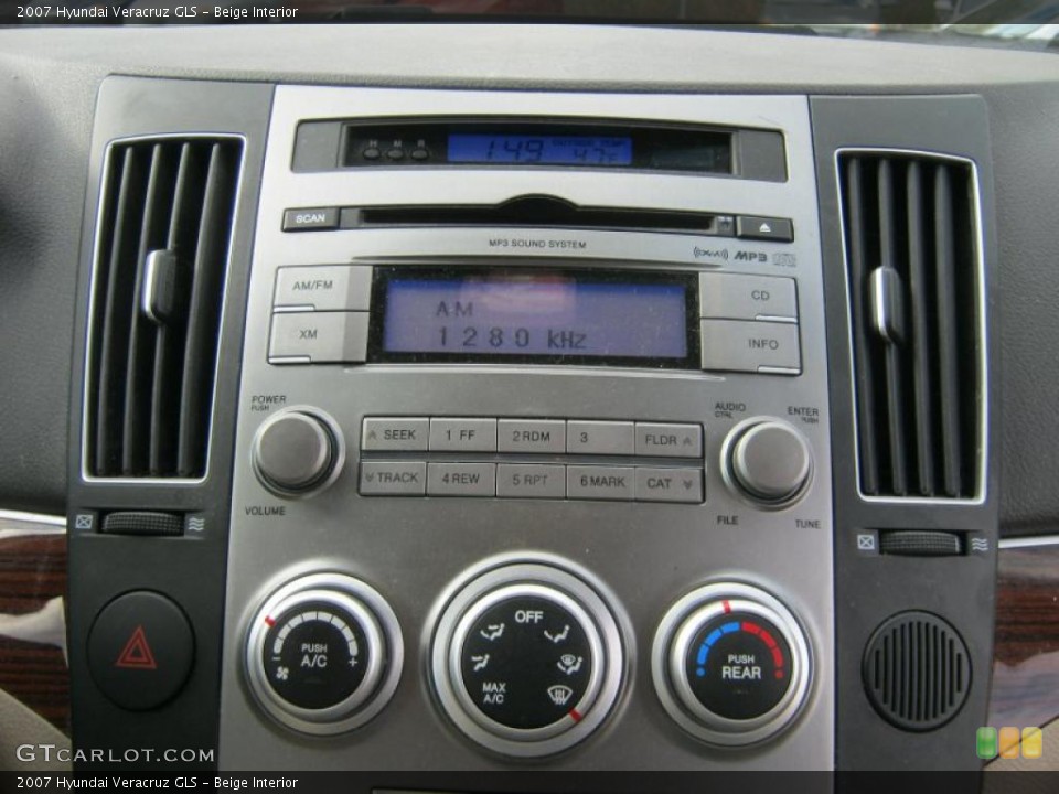 Beige Interior Controls for the 2007 Hyundai Veracruz GLS #39226714