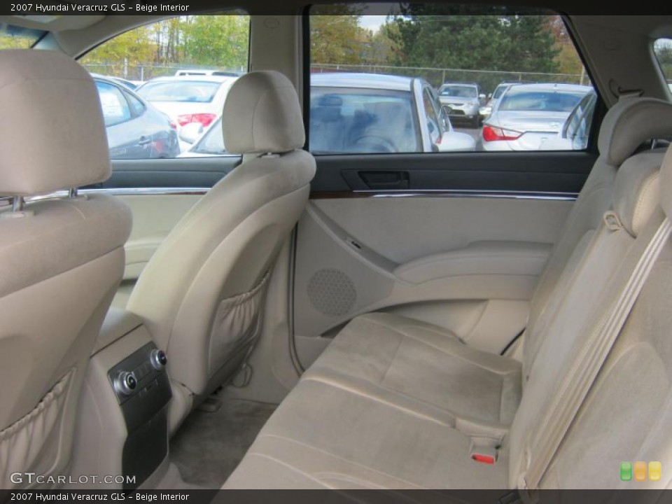Beige Interior Photo for the 2007 Hyundai Veracruz GLS #39226998