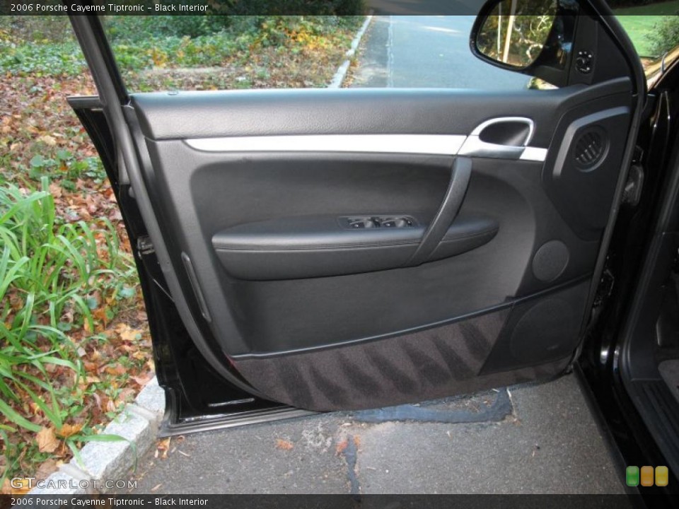 Black Interior Door Panel for the 2006 Porsche Cayenne Tiptronic #39227315