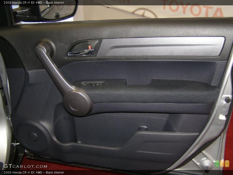 Black Interior Door Panel for the 2009 Honda CR-V EX 4WD #39229658