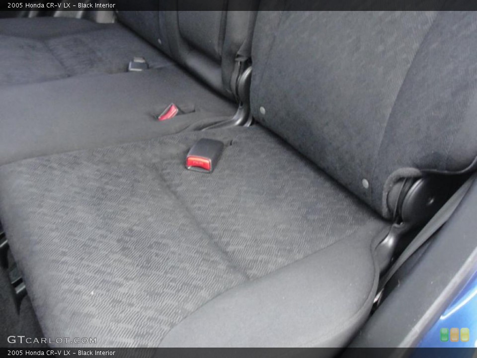 Black Interior Photo for the 2005 Honda CR-V LX #39230730