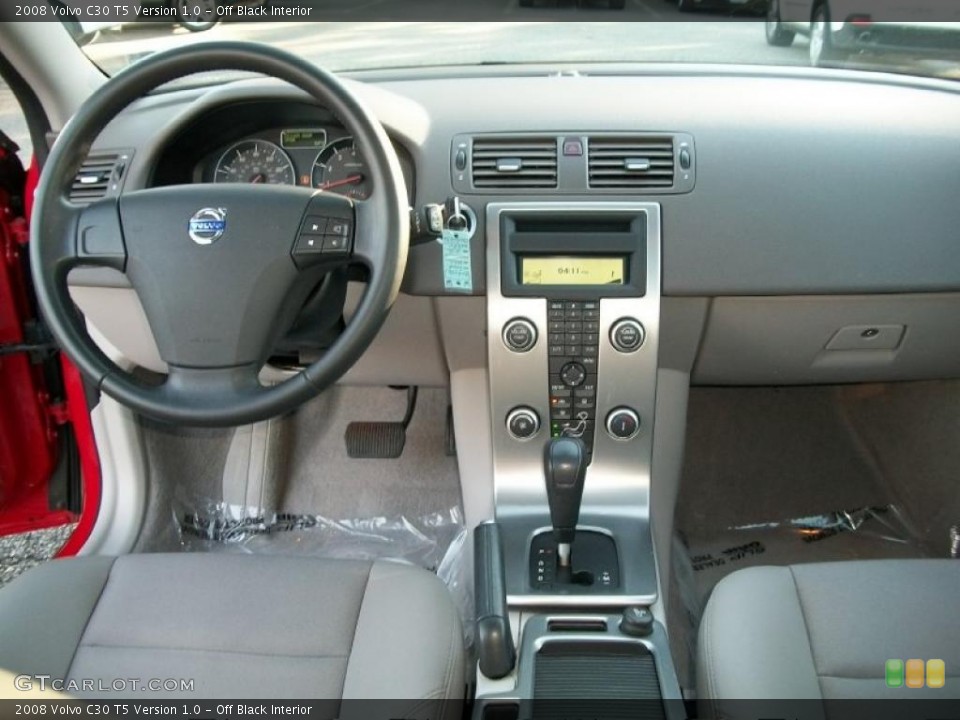 Off Black Interior Dashboard for the 2008 Volvo C30 T5 Version 1.0 #39235569