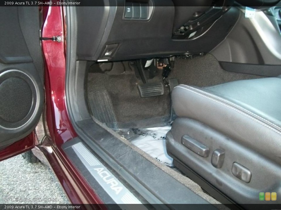 Ebony Interior Photo for the 2009 Acura TL 3.7 SH-AWD #39236049