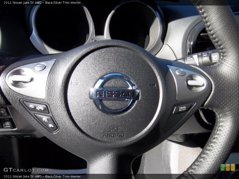 Black/Silver Trim Interior Controls for the 2011 Nissan Juke SV AWD #39236277