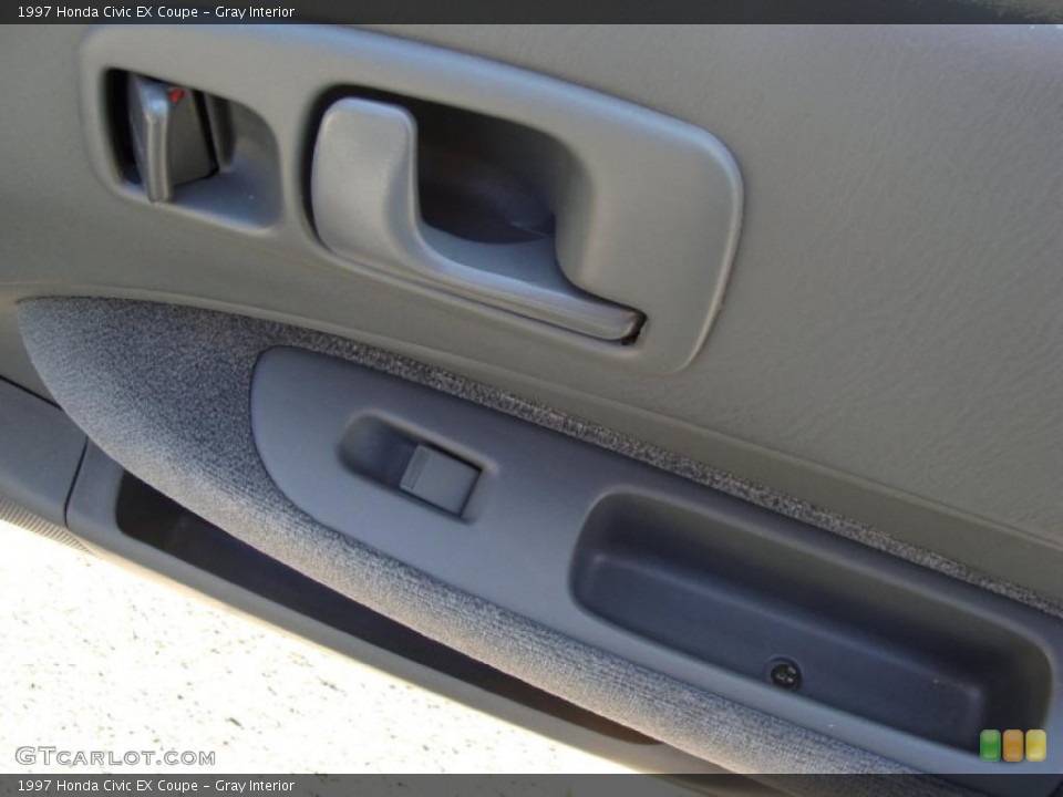 Gray Interior Controls for the 1997 Honda Civic EX Coupe #39237841