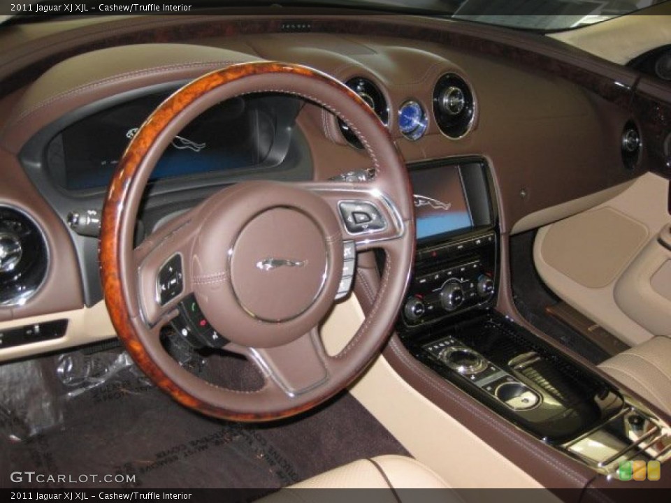 Cashew/Truffle 2011 Jaguar XJ Interiors