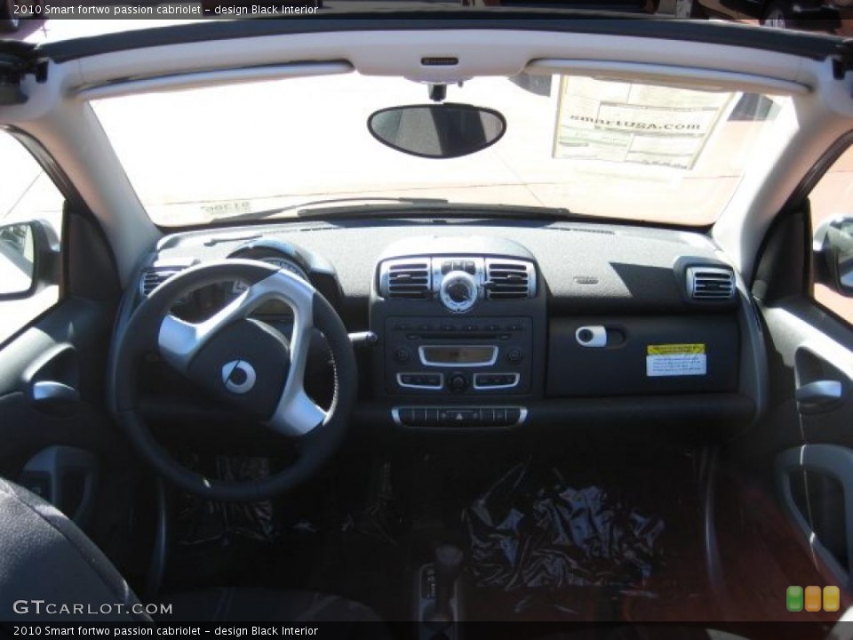 design Black Interior Dashboard for the 2010 Smart fortwo passion cabriolet #39241478