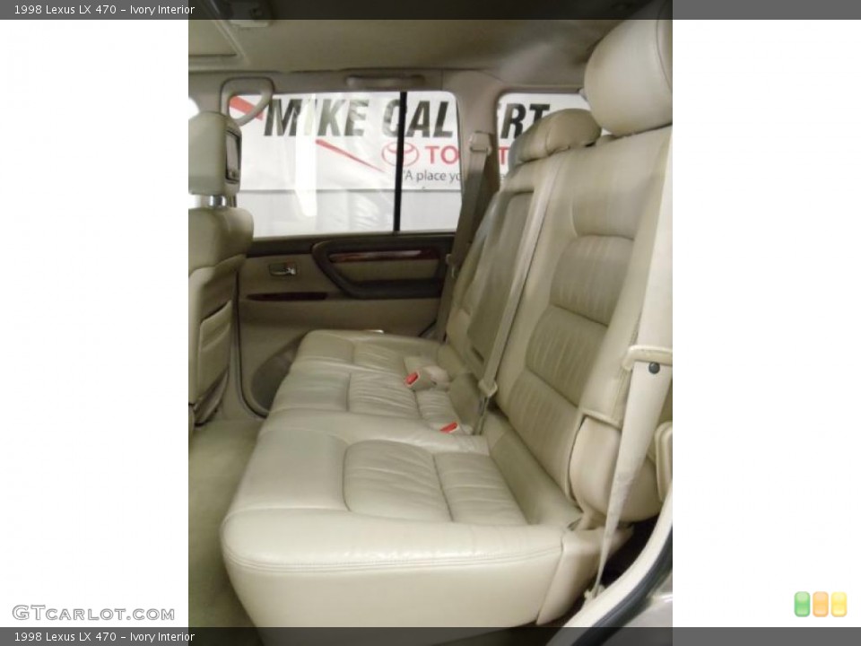 Ivory Interior Photo for the 1998 Lexus LX 470 #39242138