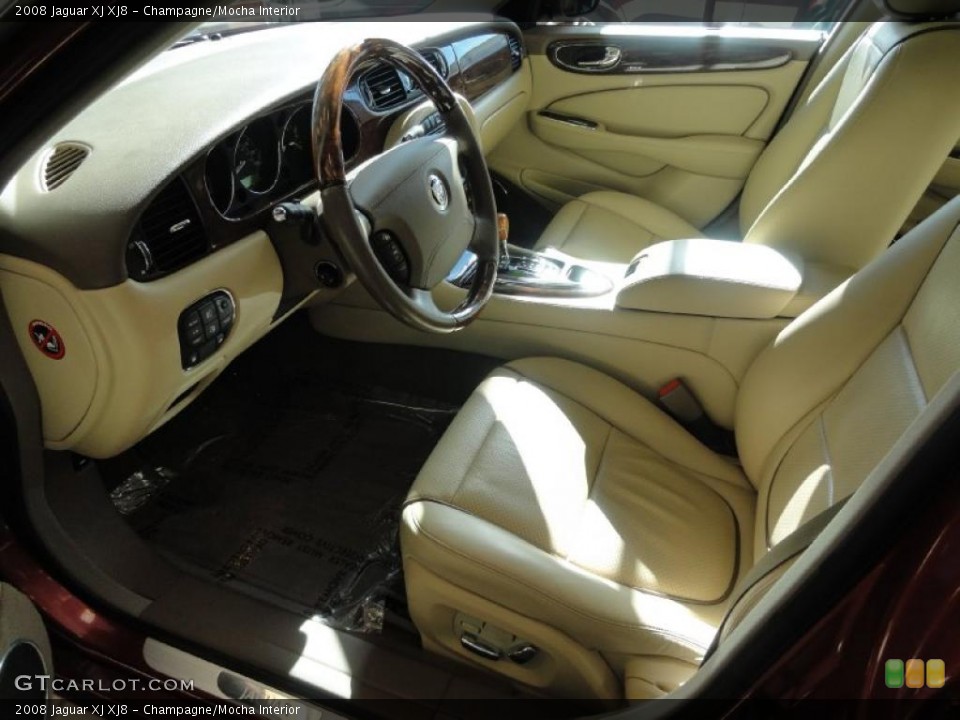 Champagne/Mocha Interior Photo for the 2008 Jaguar XJ XJ8 #39242978