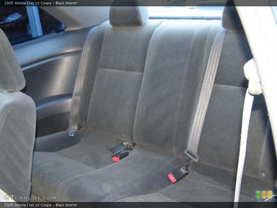 Black Interior Photo for the 2005 Honda Civic LX Coupe #39251168