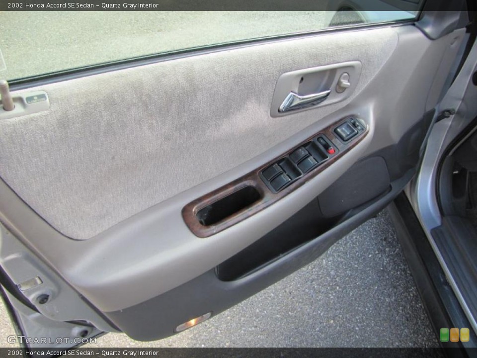 Quartz Gray Interior Door Panel for the 2002 Honda Accord SE Sedan #39252721
