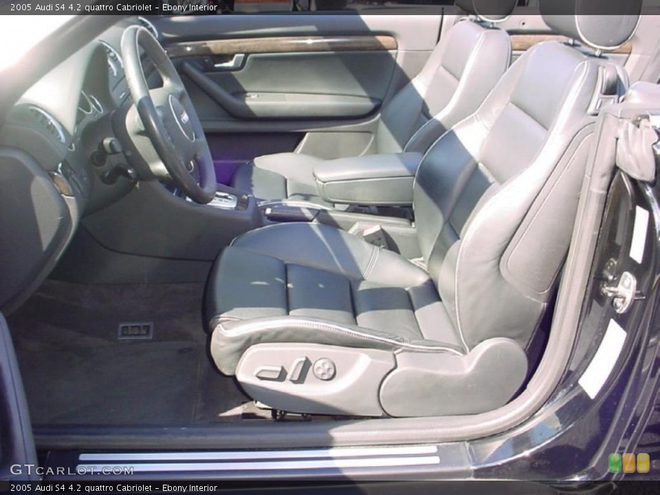 Ebony Interior Photo for the 2005 Audi S4 4.2 quattro Cabriolet #39254126