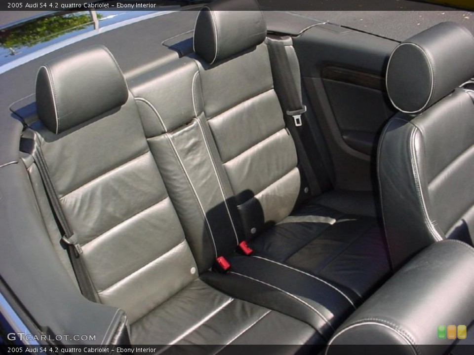 Ebony Interior Photo for the 2005 Audi S4 4.2 quattro Cabriolet #39254138