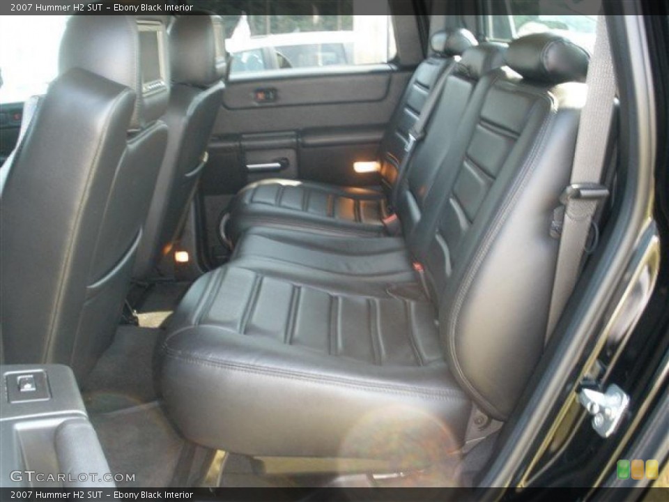 Ebony Black Interior Photo for the 2007 Hummer H2 SUT #39254542