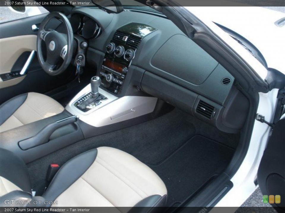 Tan Interior Dashboard for the 2007 Saturn Sky Red Line Roadster #39255130
