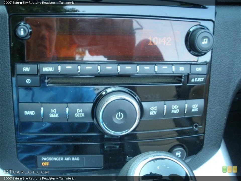 Tan Interior Controls for the 2007 Saturn Sky Red Line Roadster #39255150