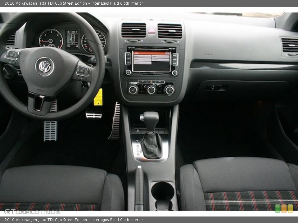 Interlagos Plaid Cloth Interior Dashboard for the 2010 Volkswagen Jetta TDI Cup Street Edition #39255851