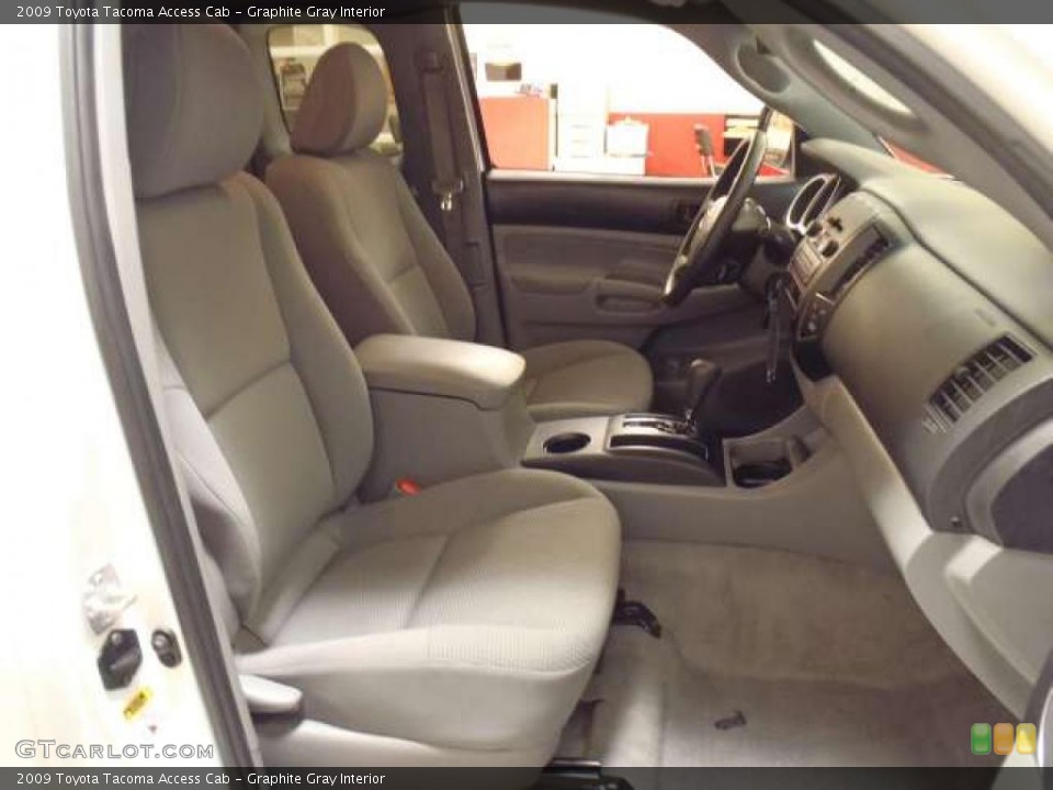 Graphite Gray Interior Photo for the 2009 Toyota Tacoma Access Cab #39263563