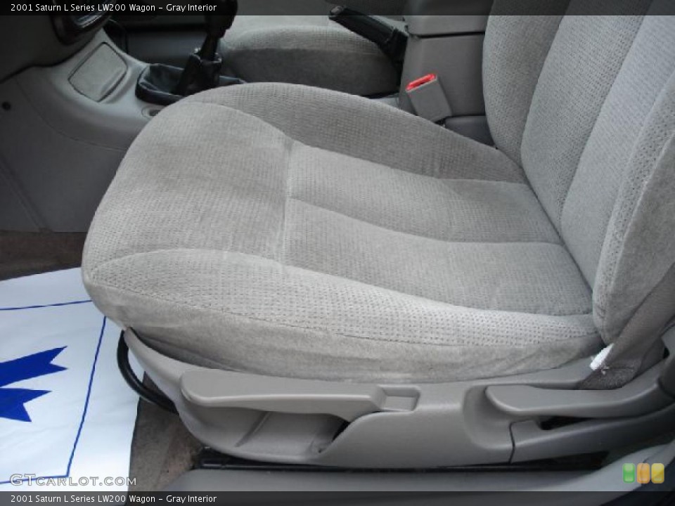 Gray Interior Photo for the 2001 Saturn L Series LW200 Wagon #39268415
