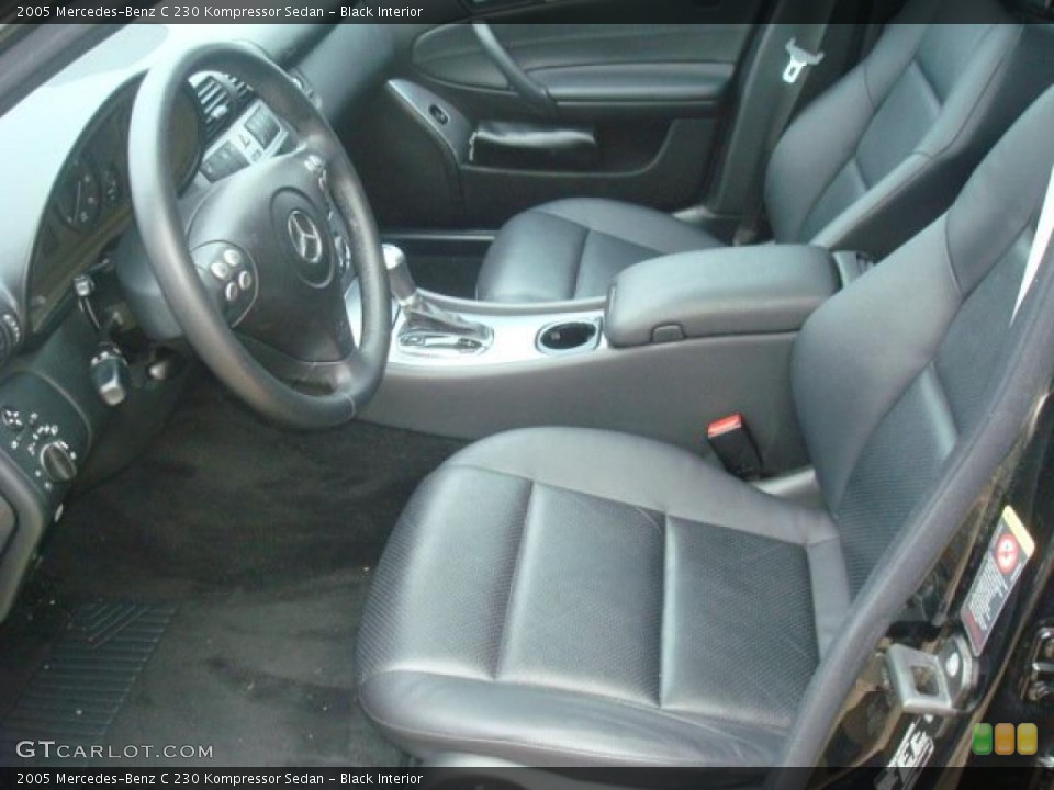 Black Interior Photo for the 2005 Mercedes-Benz C 230 Kompressor Sedan #39269299