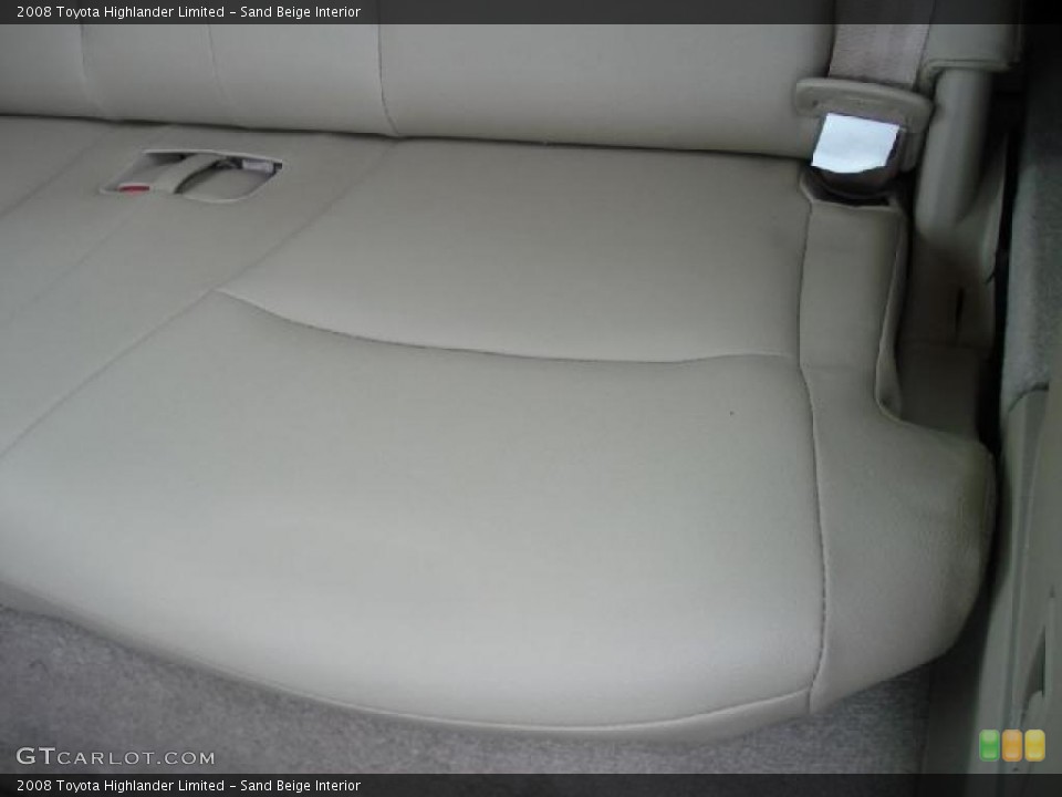 Sand Beige Interior Photo for the 2008 Toyota Highlander Limited #39271143
