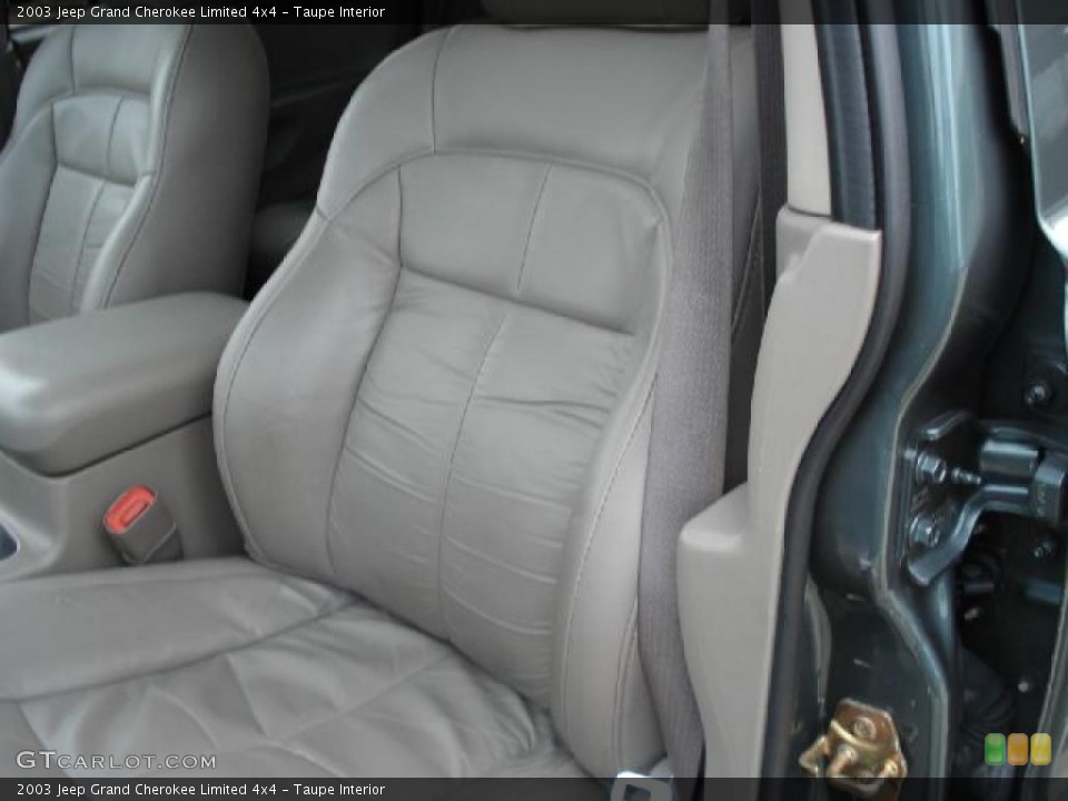 Taupe Interior Photo for the 2003 Jeep Grand Cherokee Limited 4x4 #39272283