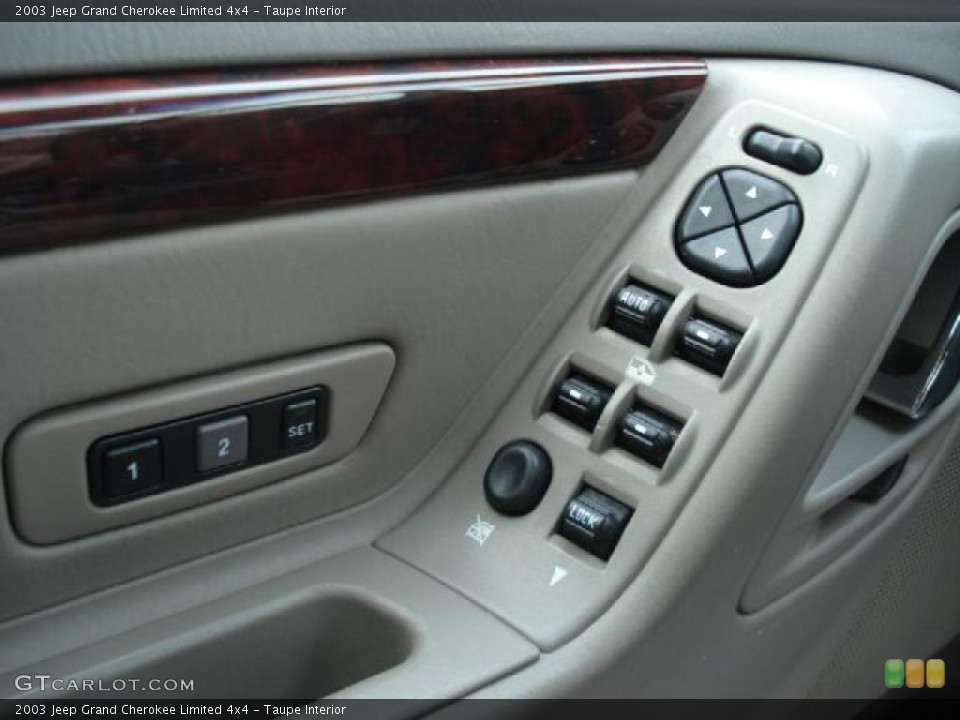 Taupe Interior Controls for the 2003 Jeep Grand Cherokee Limited 4x4 #39272503