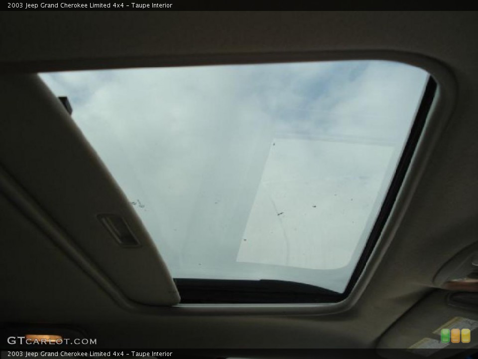 Taupe Interior Sunroof for the 2003 Jeep Grand Cherokee Limited 4x4 #39272555
