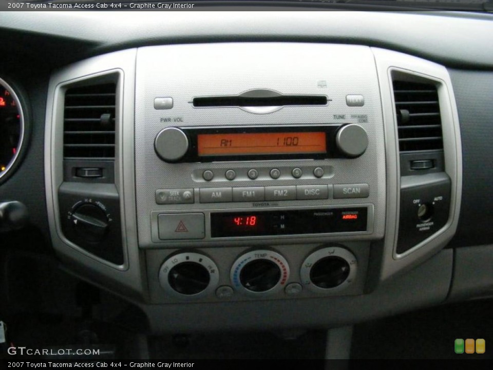 Graphite Gray Interior Controls for the 2007 Toyota Tacoma Access Cab 4x4 #39279043