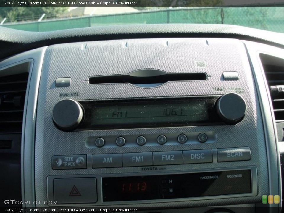 Graphite Gray Interior Controls for the 2007 Toyota Tacoma V6 PreRunner TRD Access Cab #39279083