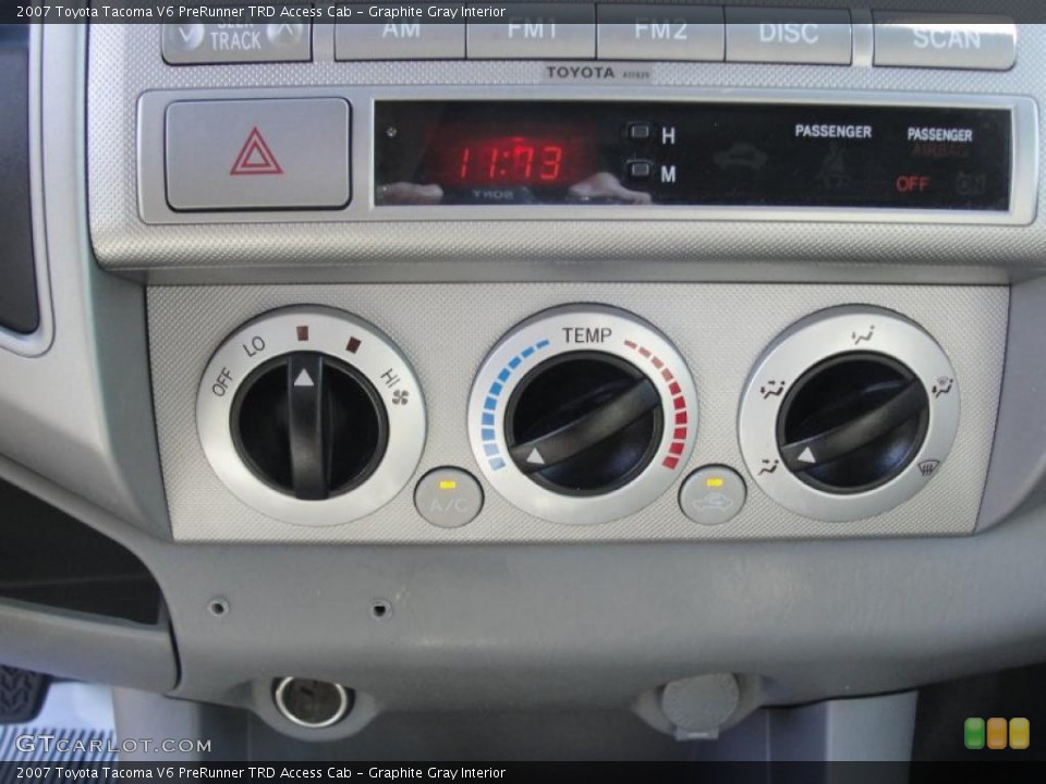 Graphite Gray Interior Controls for the 2007 Toyota Tacoma V6 PreRunner TRD Access Cab #39279099
