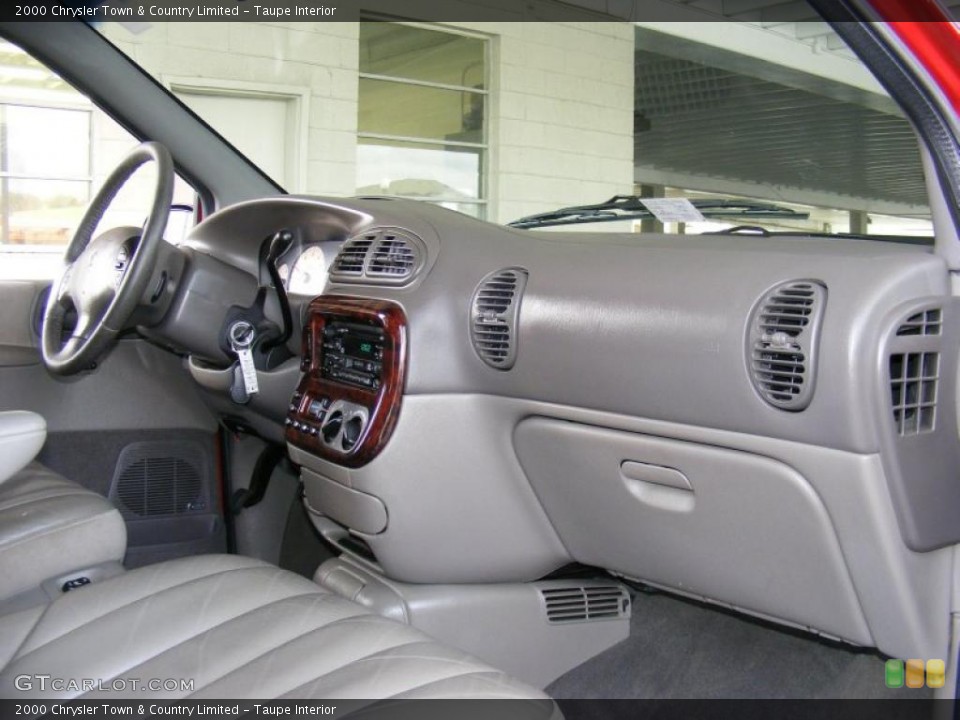 Taupe Interior Dashboard for the 2000 Chrysler Town & Country Limited #39279999