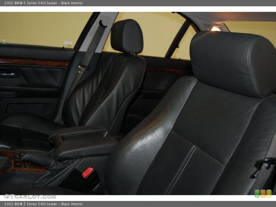 Black Interior Photo for the 2002 BMW 5 Series 540i Sedan #39282331