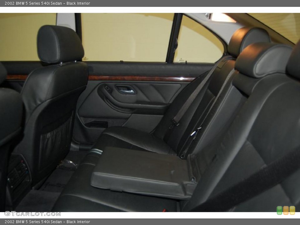 Black Interior Photo for the 2002 BMW 5 Series 540i Sedan #39282379