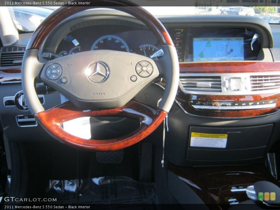 Black Interior Dashboard for the 2011 Mercedes-Benz S 550 Sedan #39284107