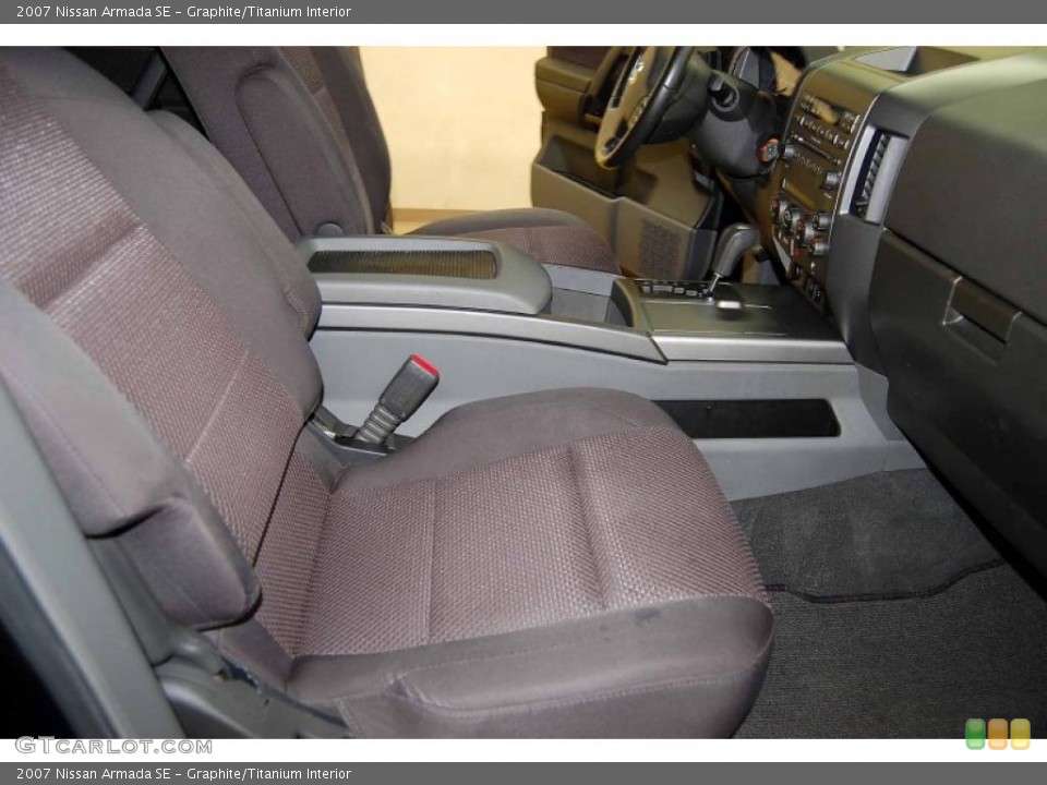 Graphite/Titanium Interior Photo for the 2007 Nissan Armada SE #39285891