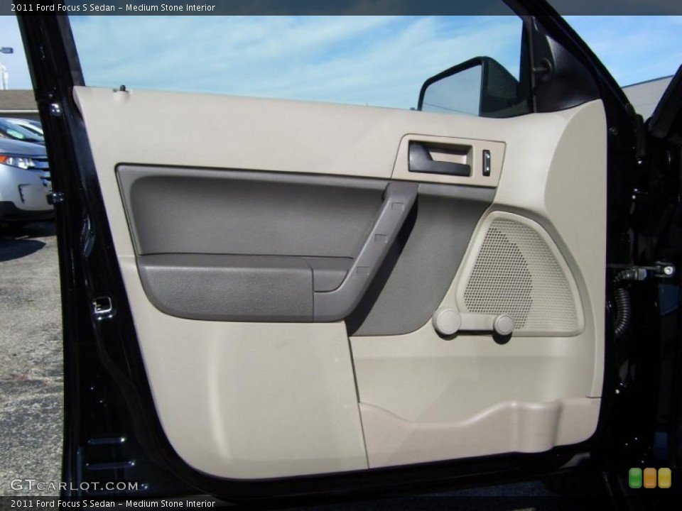 Medium Stone Interior Door Panel for the 2011 Ford Focus S Sedan #39285975