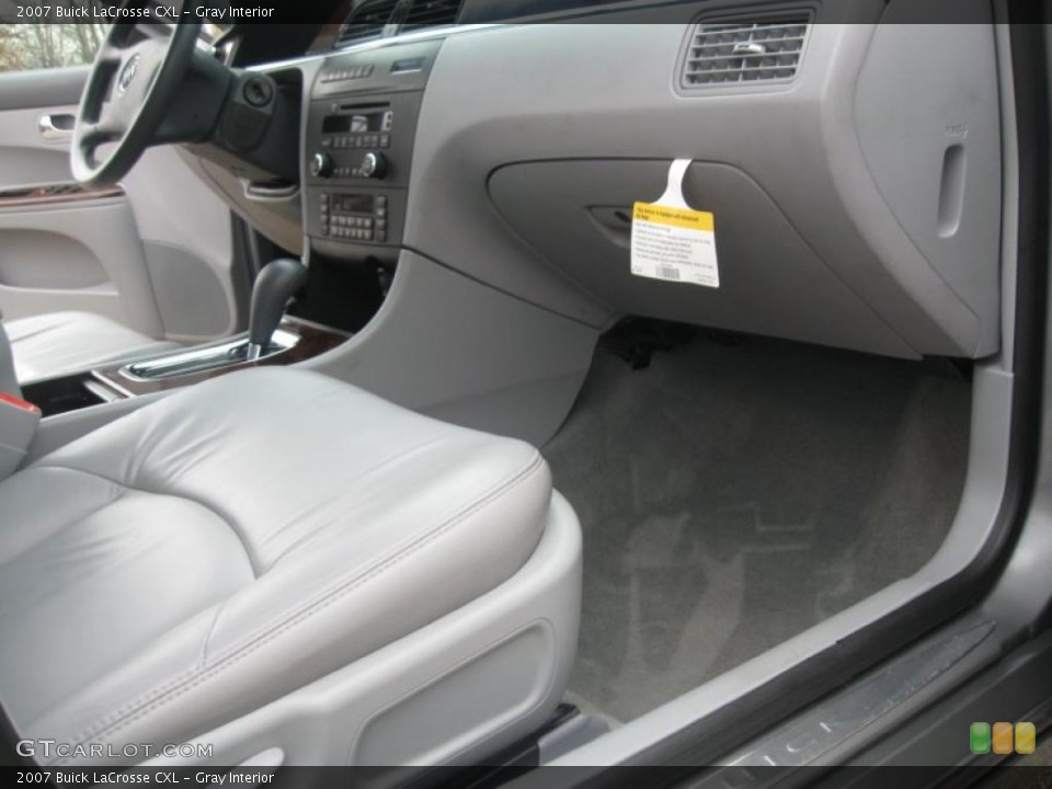 Gray Interior Photo for the 2007 Buick LaCrosse CXL #39286615