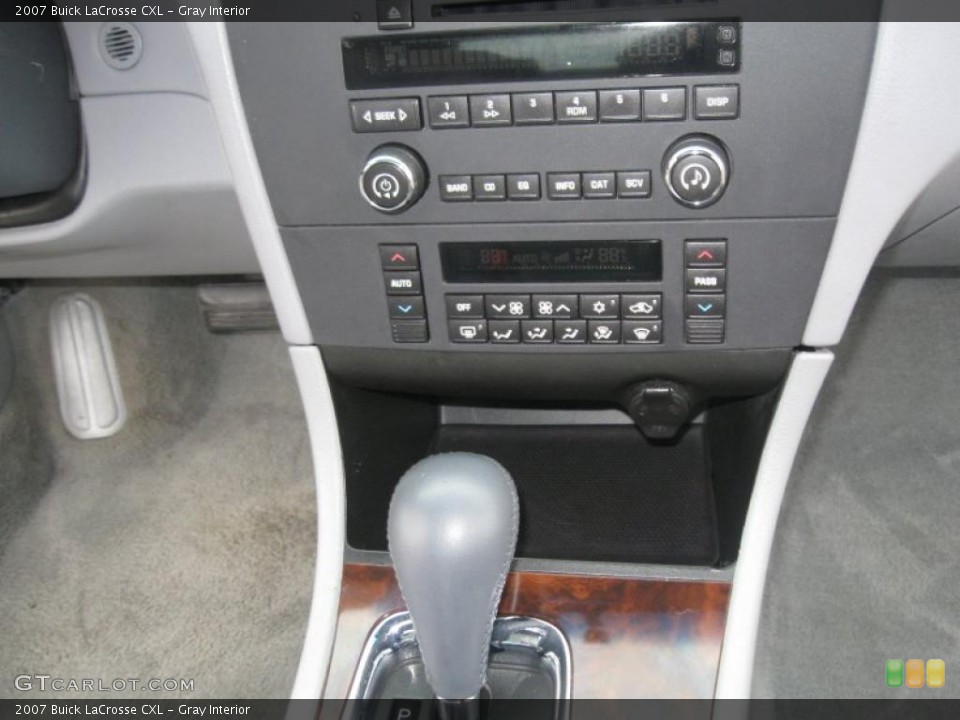 Gray Interior Controls for the 2007 Buick LaCrosse CXL #39286675