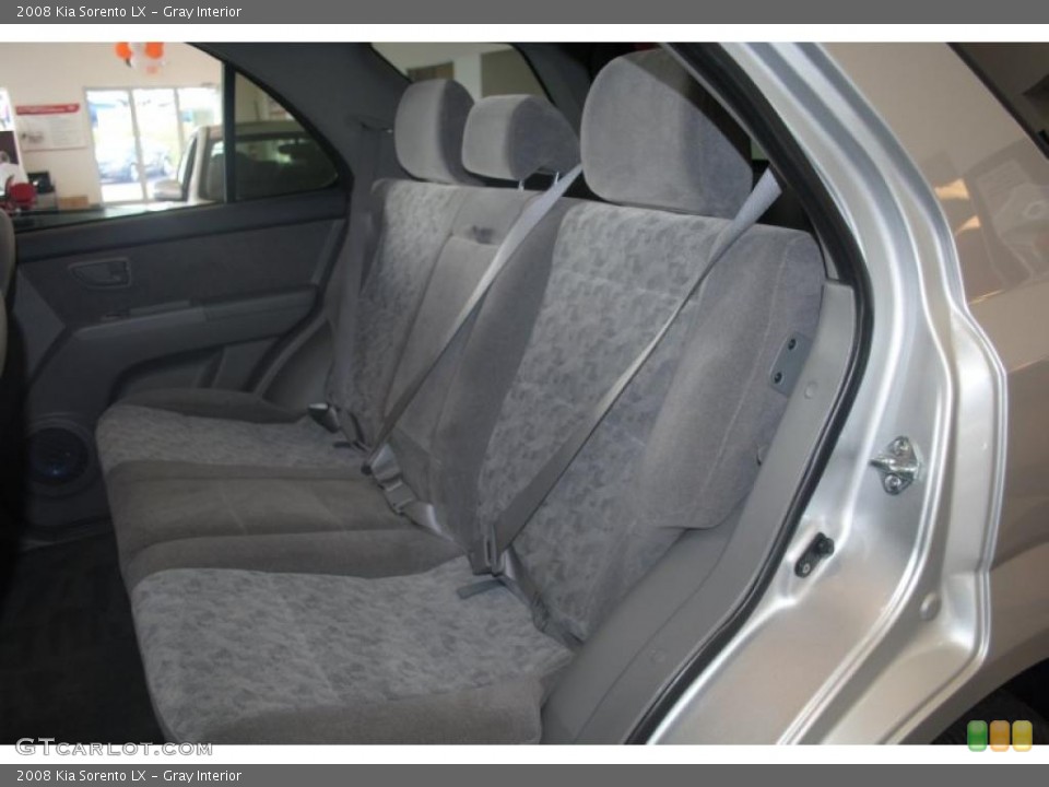 Gray Interior Photo for the 2008 Kia Sorento LX #39288683
