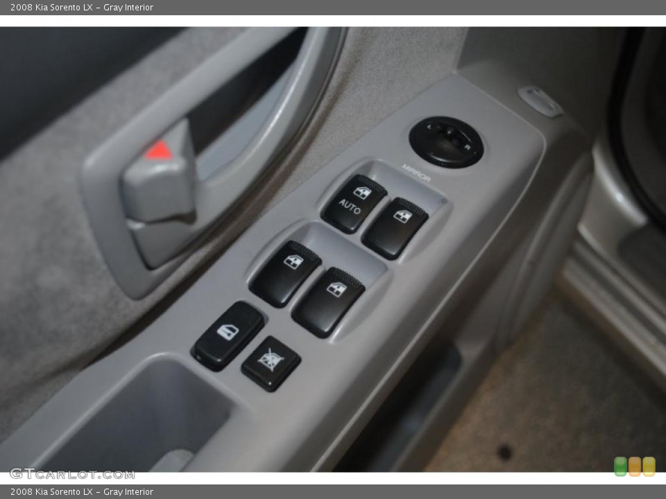 Gray Interior Controls for the 2008 Kia Sorento LX #39289027