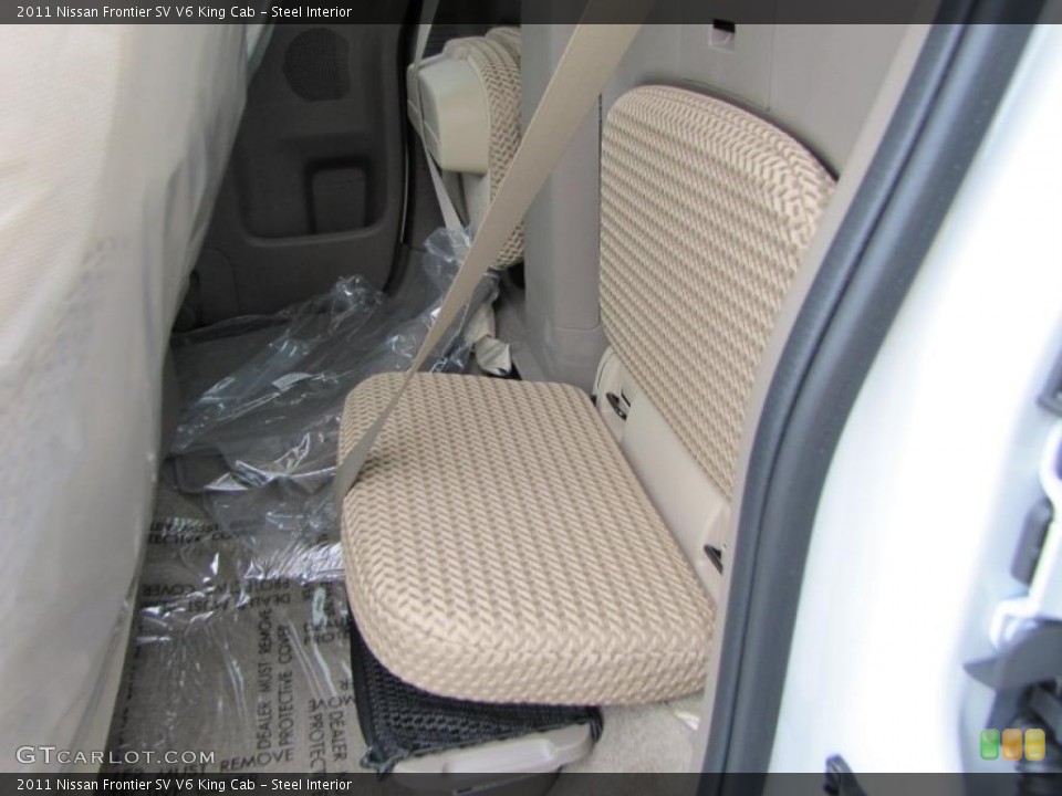 Steel Interior Photo for the 2011 Nissan Frontier SV V6 King Cab #39289311