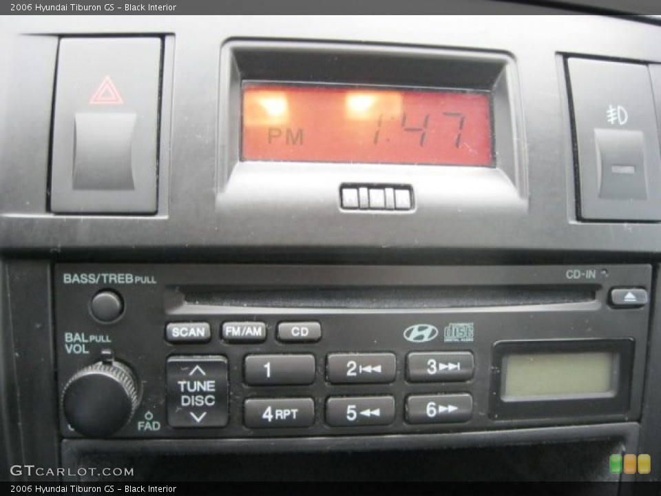 Black Interior Controls for the 2006 Hyundai Tiburon GS #39290039
