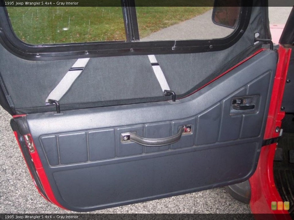 Gray Interior Door Panel for the 1995 Jeep Wrangler S 4x4 #39290695