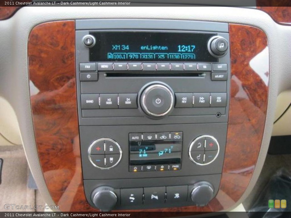 Dark Cashmere/Light Cashmere Interior Controls for the 2011 Chevrolet Avalanche LT #39295555