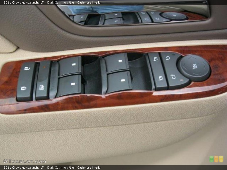 Dark Cashmere/Light Cashmere Interior Controls for the 2011 Chevrolet Avalanche LT #39295603