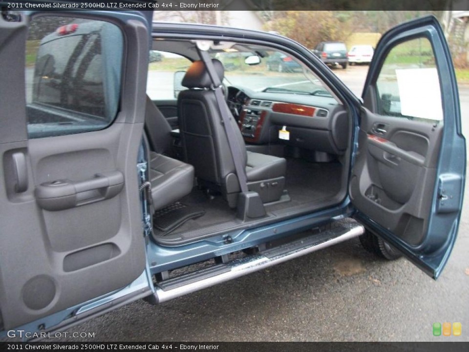 Ebony Interior Photo for the 2011 Chevrolet Silverado 2500HD LTZ Extended Cab 4x4 #39296383