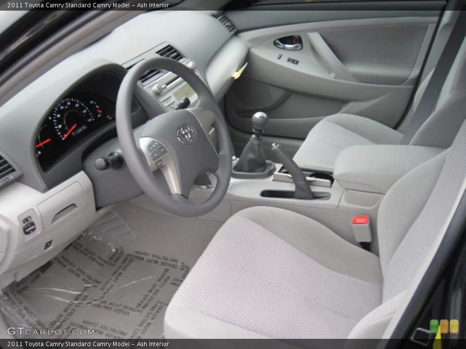 Ash Interior Photo for the 2011 Toyota Camry  #39296715